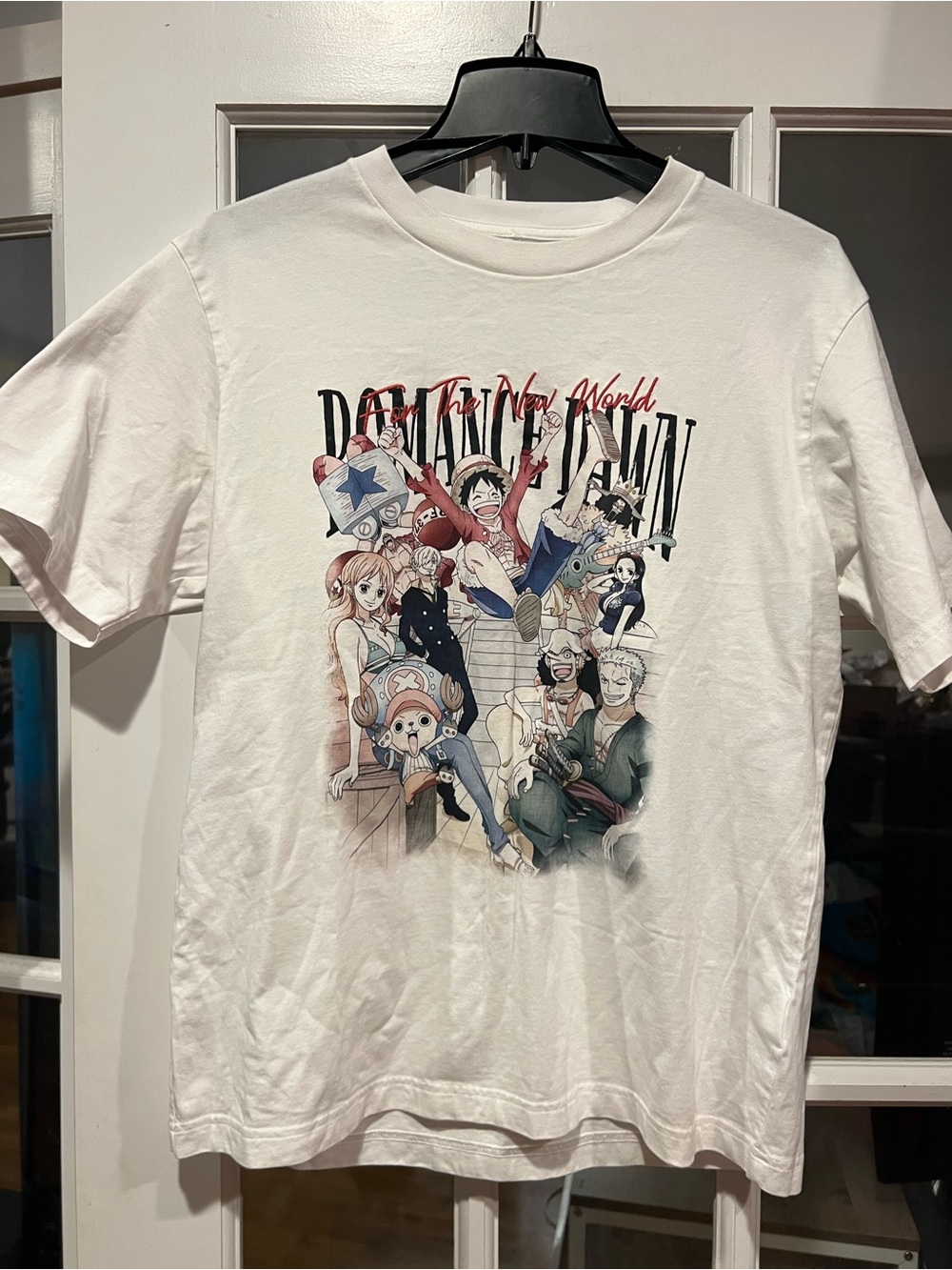 Uniqlo White One Piece Graphic Crewneck Tee